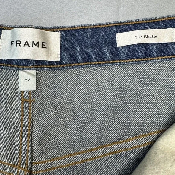 FRAME Skater Wide Leg High Rise Jeans Size 27 Rochester Wash Denim Quiet Luxury - Picture 6 of 9